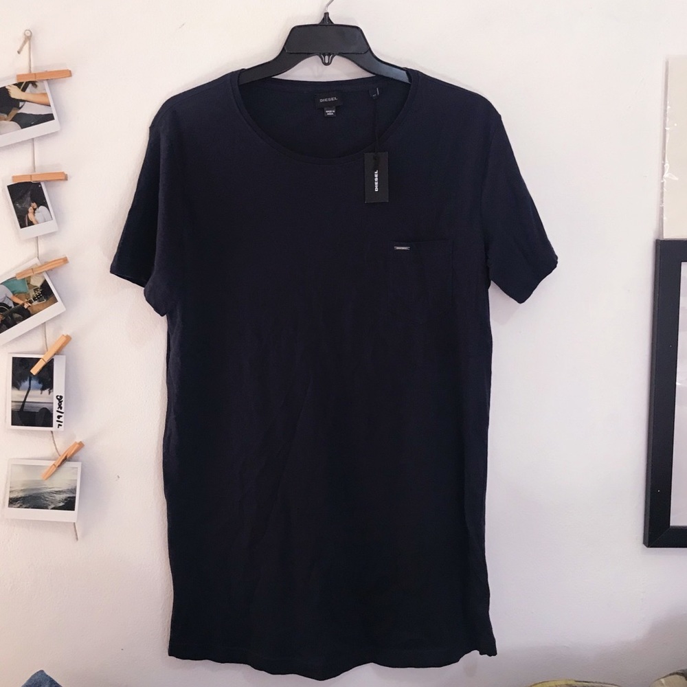 Black Short Sleeve Long Line T-Shirt + Pocket